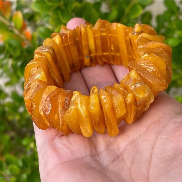 Natural unheated butterscotch Baltic butterscotch amber stretchy bangle bracelet - Picture 4 of 8